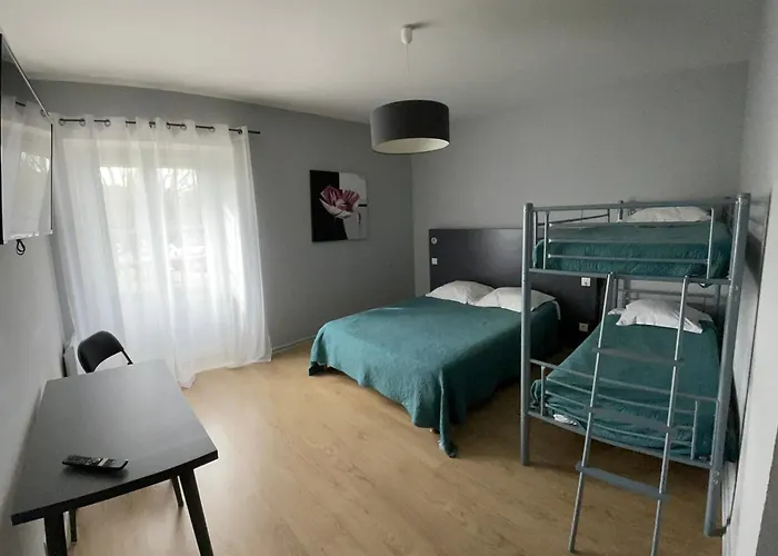 Mendy Hotel Saint-Jean-le-Vieux (Ain)