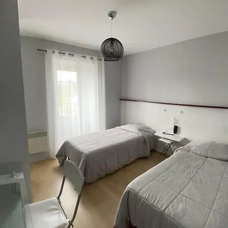 Mendy Hotel Saint-Jean-le-Vieux (Ain)